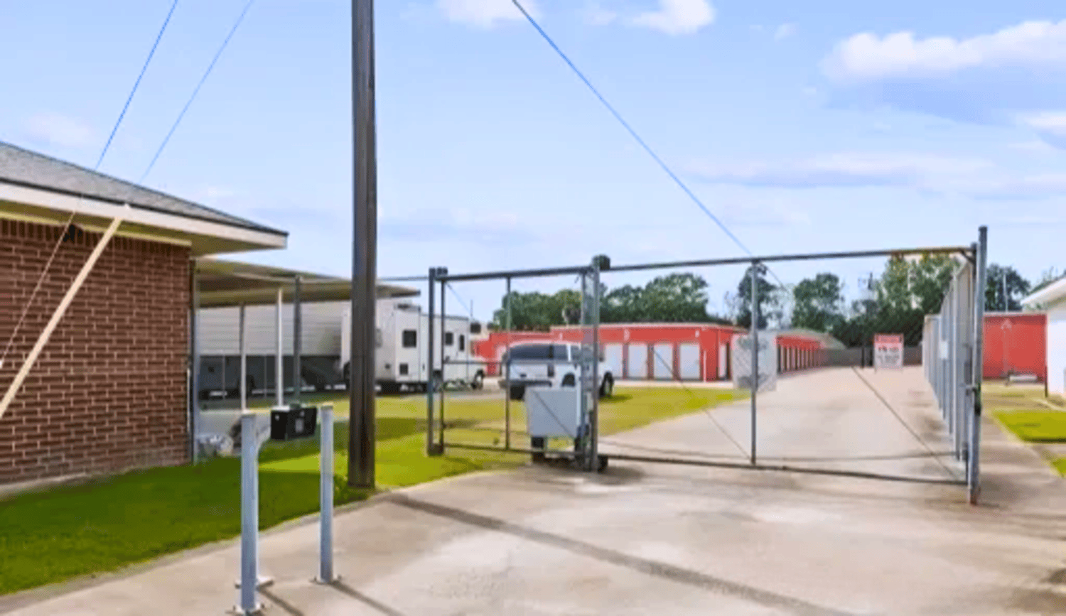 secure self storage baton rouge